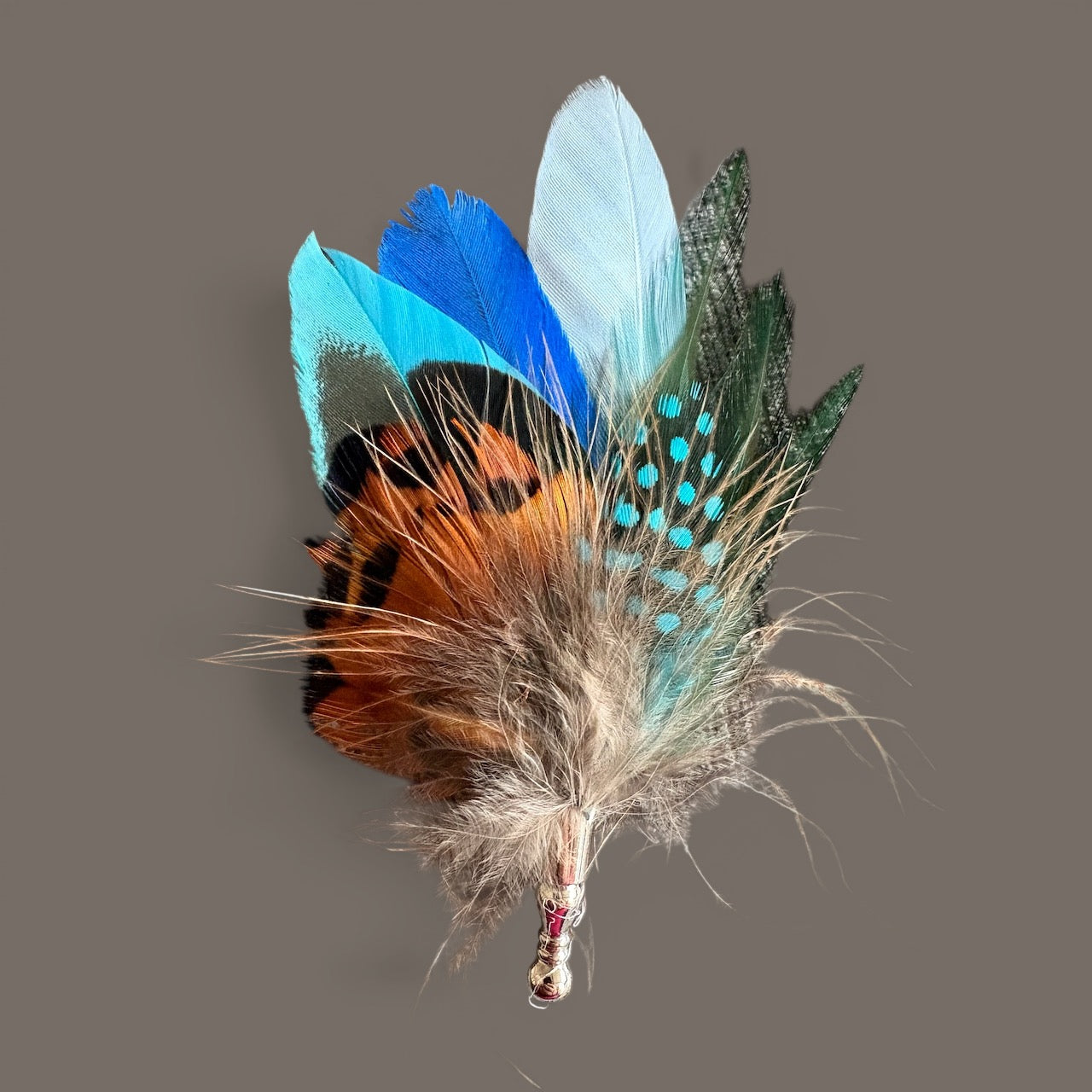 Blue Tones & Natural Feather Lapel Pin in a Silver Clasp (CFLP185)