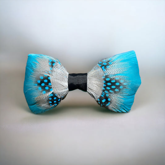 Light Blue & Natural Feather Bow Tie (CFBT017)