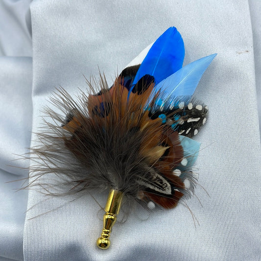 Blue & Natural Feather Lapel Pin (CFLP104)
