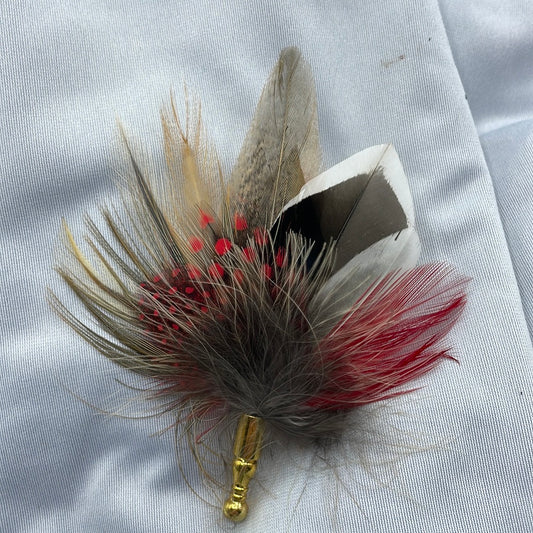 Red & Natural Feather Lapel Pin (CFLP096)