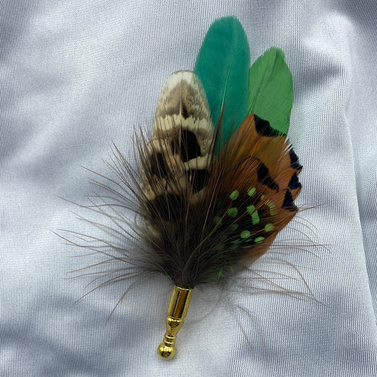 Green & Natural Feather Lapel Pin (CFLP086)