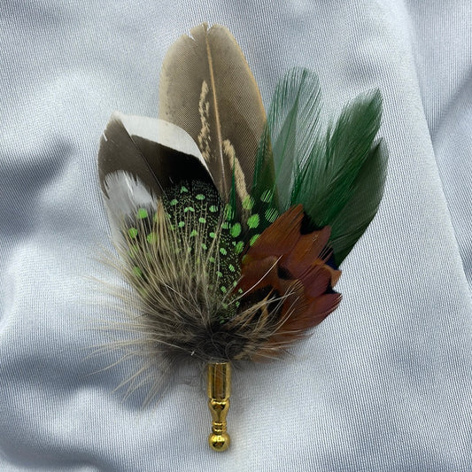 Emerald Green & Natural Feather Lapel Pin (CFLP079)