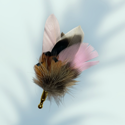 Pale Pink & Natural Feather Lapel Pin in a gold Clasp (CFLP141)