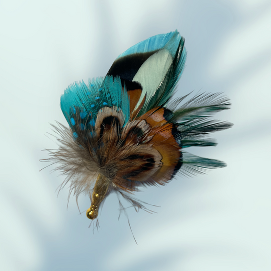 Teal & Natural Feather Lapel Pin in a Gold Clasp (CFLP157)