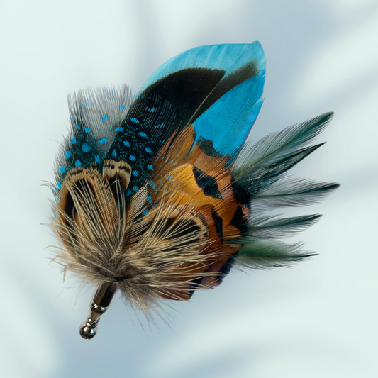 Teal & Natural Feather Lapel pin in a Silver Clasp (CFLP158)