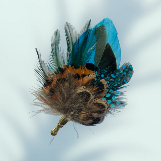 Teal & Natural Feather Lapel Pin in a Gold Clasp (CFLP160)