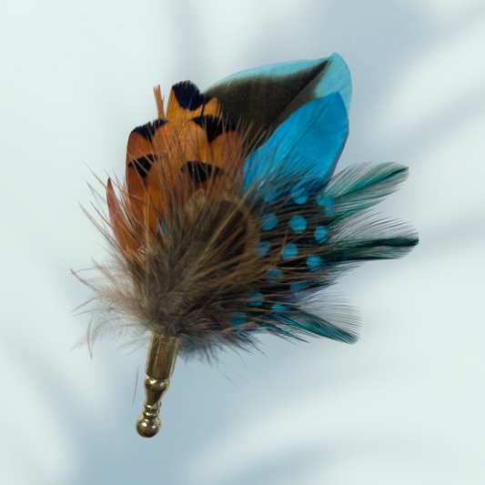Teal & Natural Feather Lapel Pin in a Gold Clasp (CFLP161)