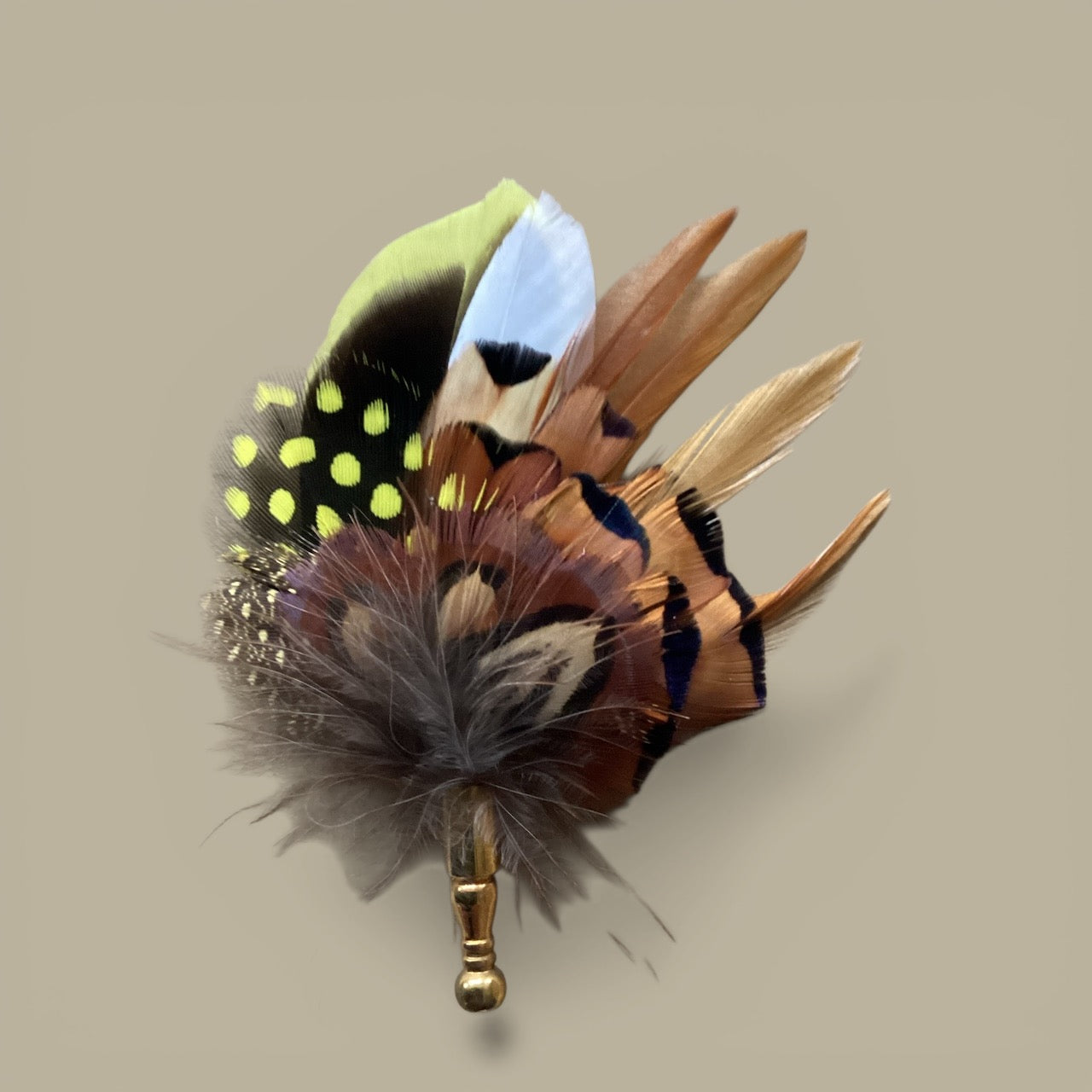 Yellow & Natural Feather Lapel Pin in a Gold Clasp (CFLP172)