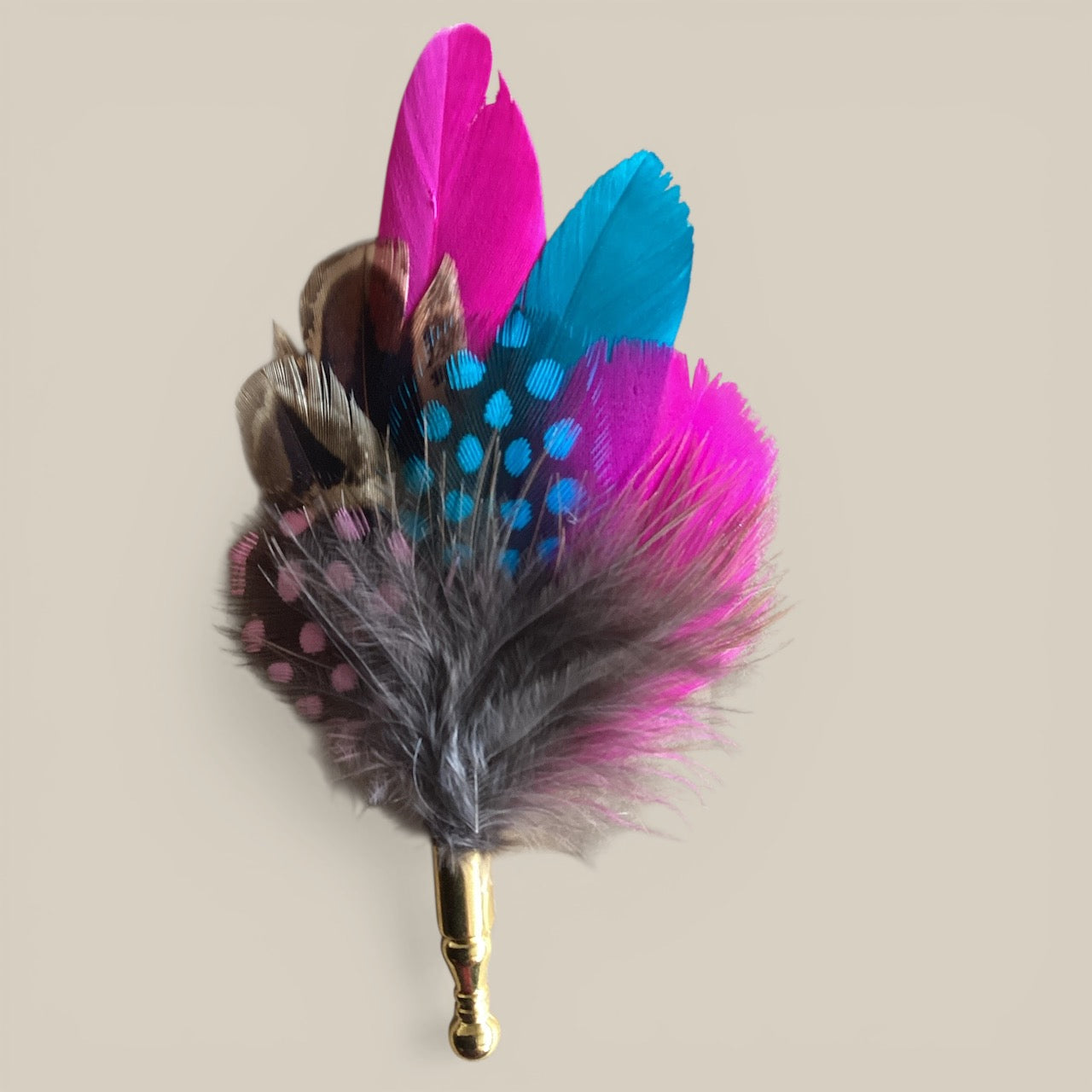 Cerise & Turquoise Feather Lapel Pin in a Gold clasp (CFLP077)