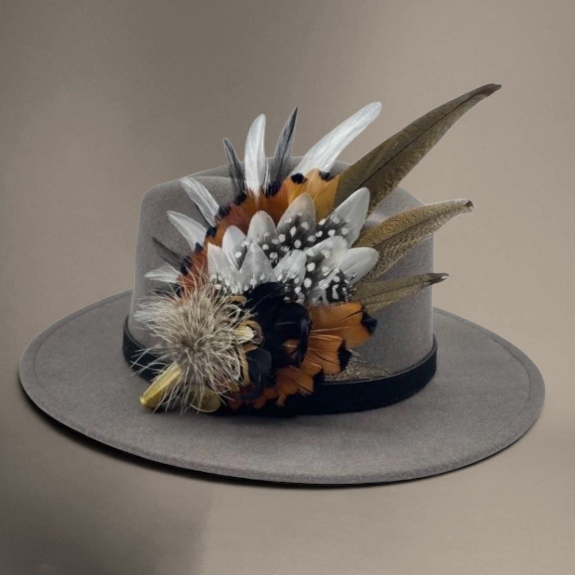 Black, White & Natural Feather Hat Pin (CFP622)