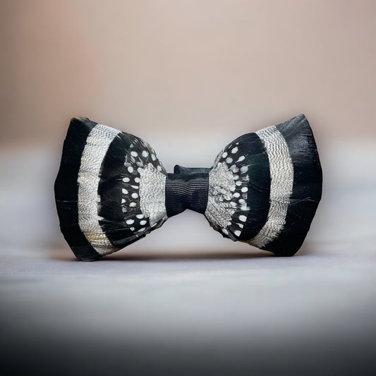 Black & White Feather Bow Tie (CFBT018)