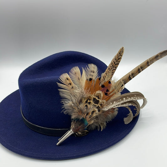 Natural Feather Hat Pin With Silver Clasp (CFP102)