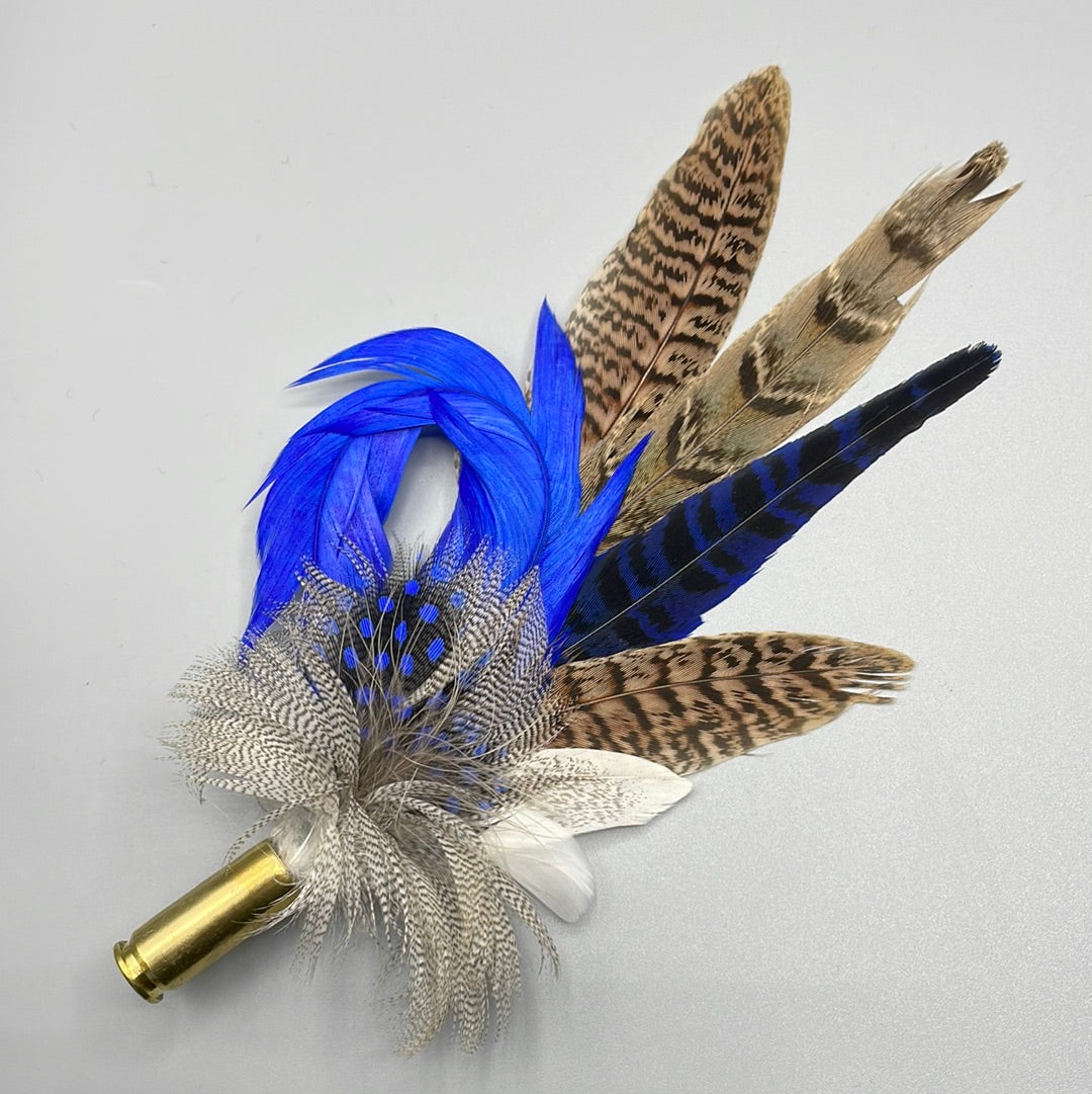 Blue & Natural Feather Pin (CFP040) - Reduced Ex-Display
