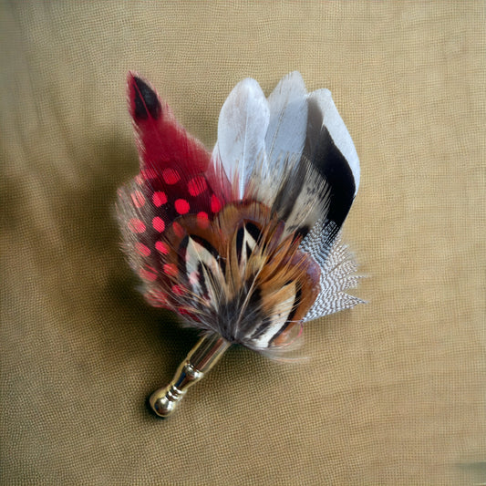 Red & Natural Feather Gold Lapel Pin (CFLP046)